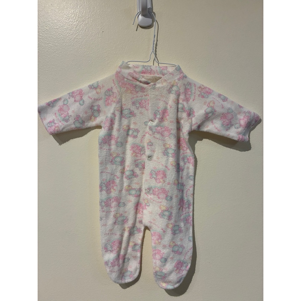 Vintage Terry Cloth Footed Sleeper Pastel Bear Puppy Print Snap Front White